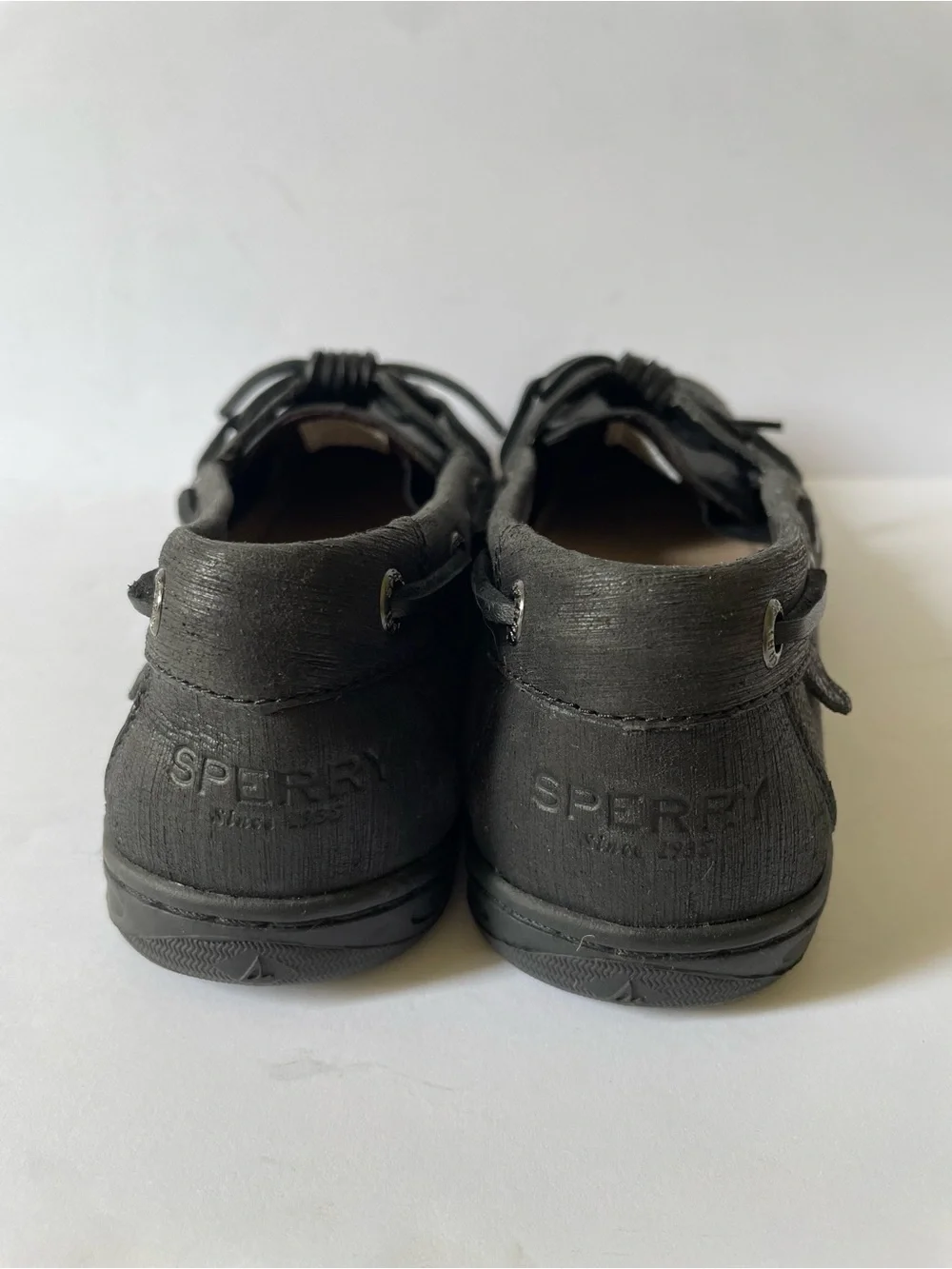 Sperry Women’s Black Leather Comfort Slip -On Boat Shoes Moccasins Flats Size 7